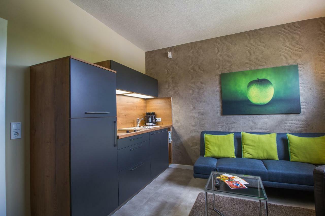 Ambiente Apartment *